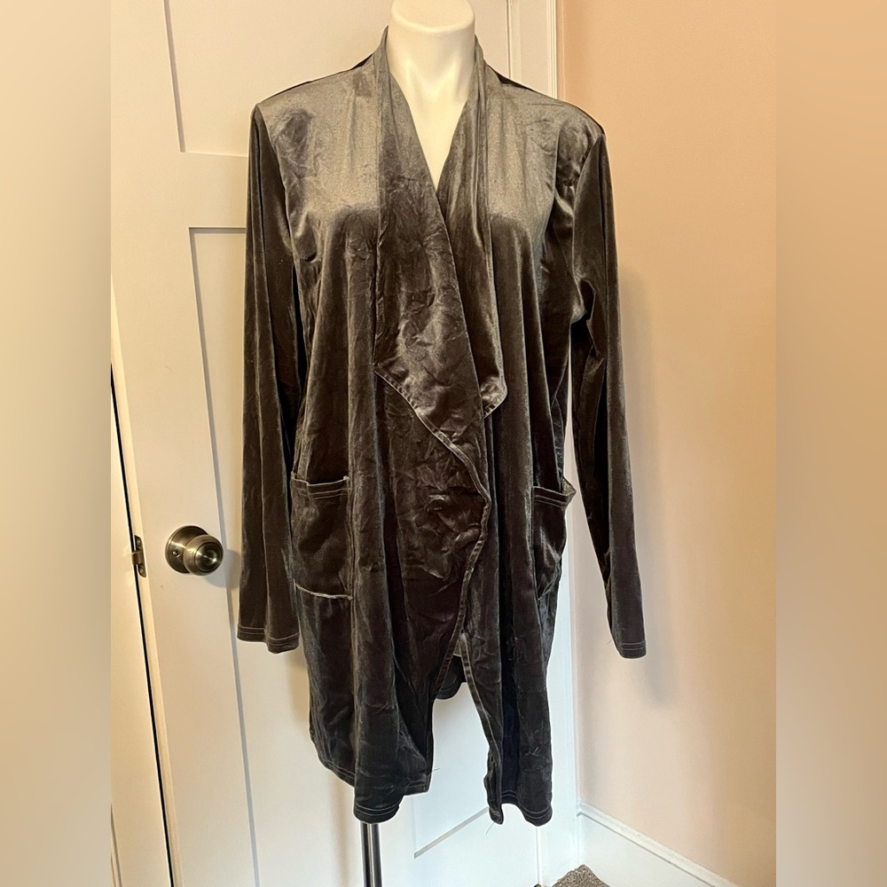 Elegant Gray velvet Women's sweater